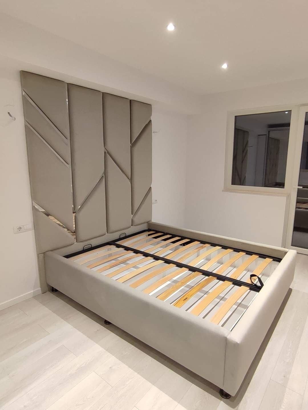 bedframe